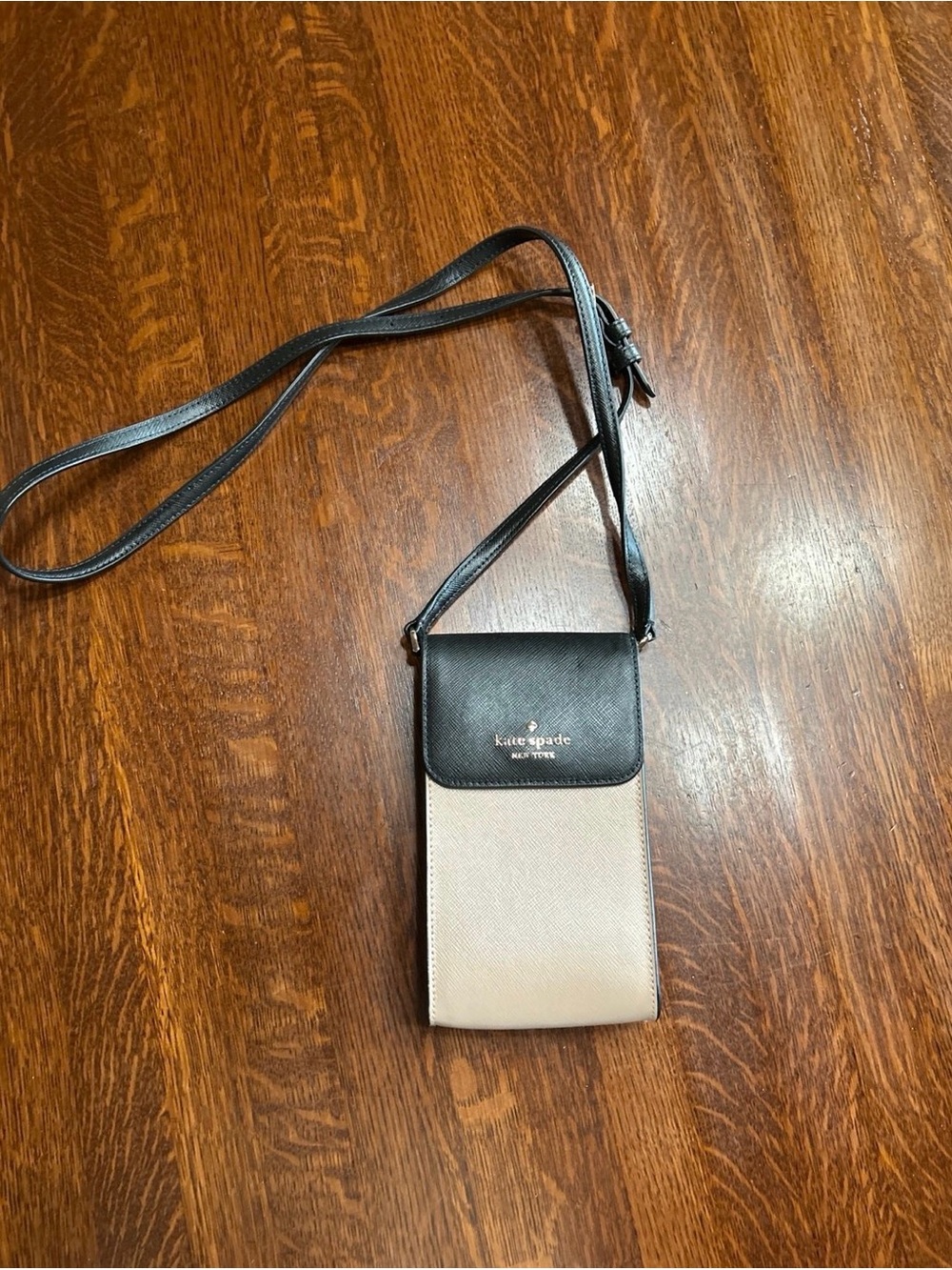 Kate Spade Crossbody Phone pouch